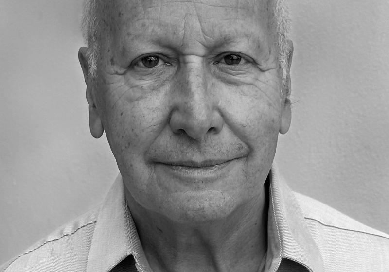 2023_Luis_Caffarelli-portrett_PeterBadge_Typos1_AbelPrize_1.jpg
