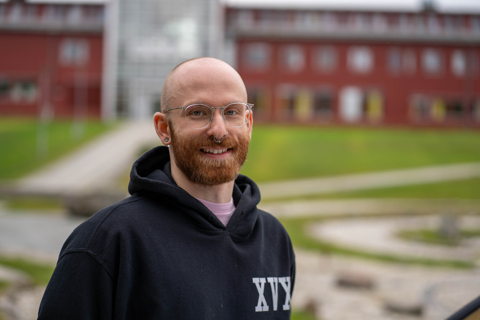 Nils Bochow ung forsker med briller