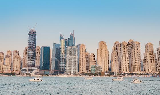 62585883-dubai-united-arab-emirates-march-26-2023-jumeirah-beach.jpg