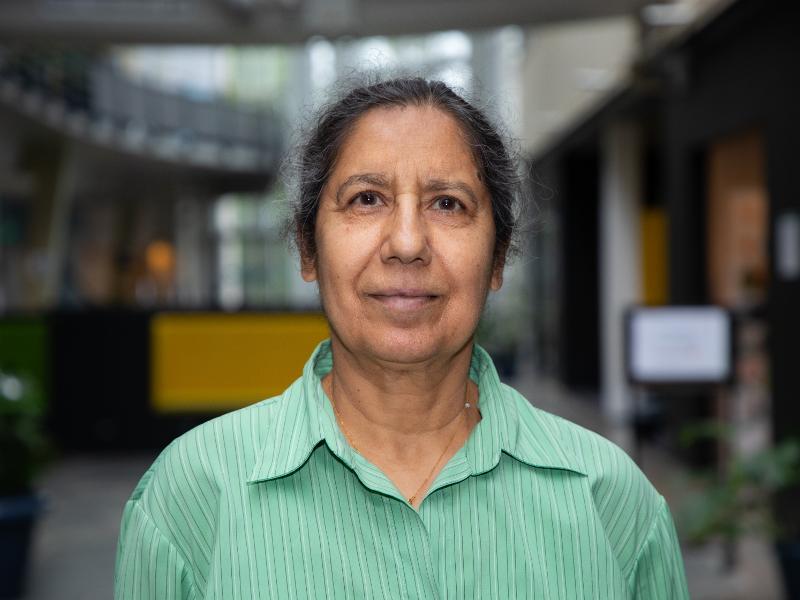 Woman seen from the front.