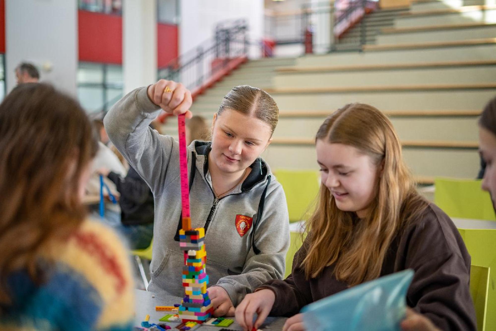 Illustrasjons-/bannerbilde for STEM arena 2024