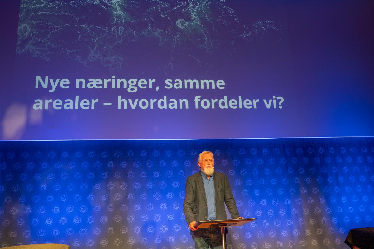 Bj&oslash;rn Hersoug snakket om viktigheten med arealplanlegging, spesielt kystsoneplanlegging. 