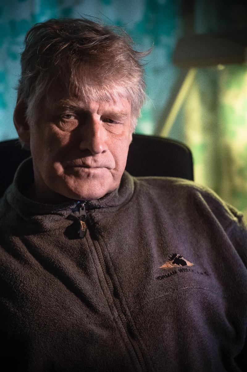 OlePetter2.jpg portrett av en mann oms ser alvorlig ut