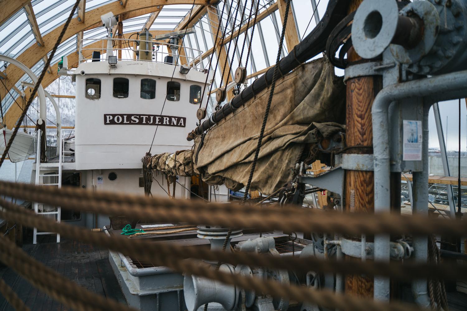 Illustrasjons-/bannerbilde for OMVISNING | Omvisning på MS Polstjerna (norsk) | Hver tirsdag i sommersesongen