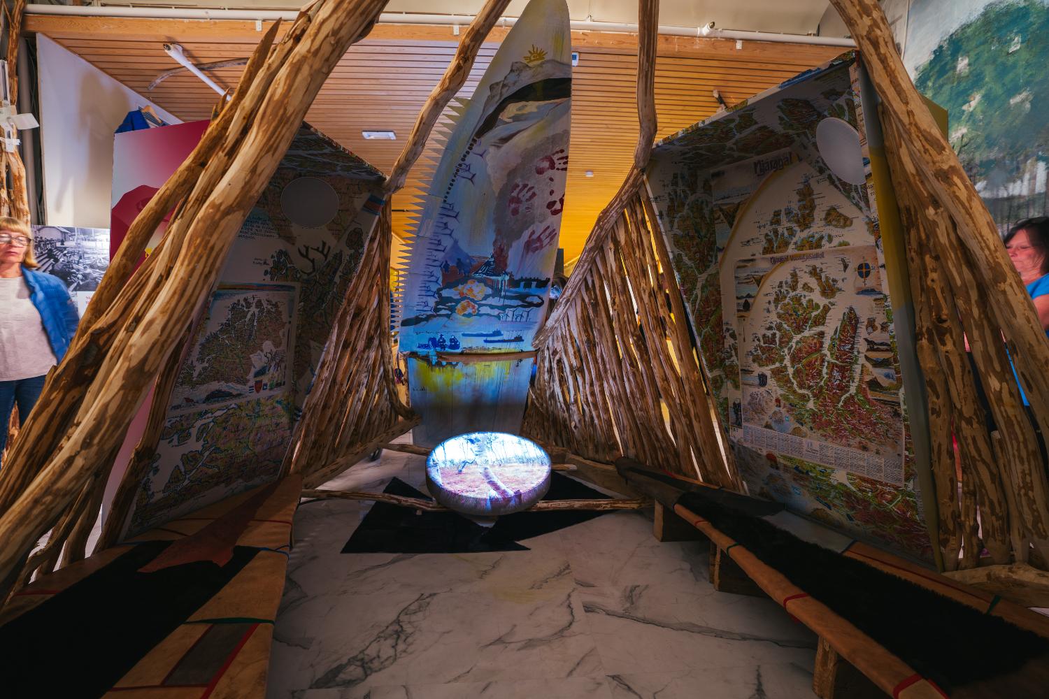 Illustrasjons-/bannerbilde for GUIDED TOUR | Sami culture &ndash; past and present | Every day during Sami Week 2026