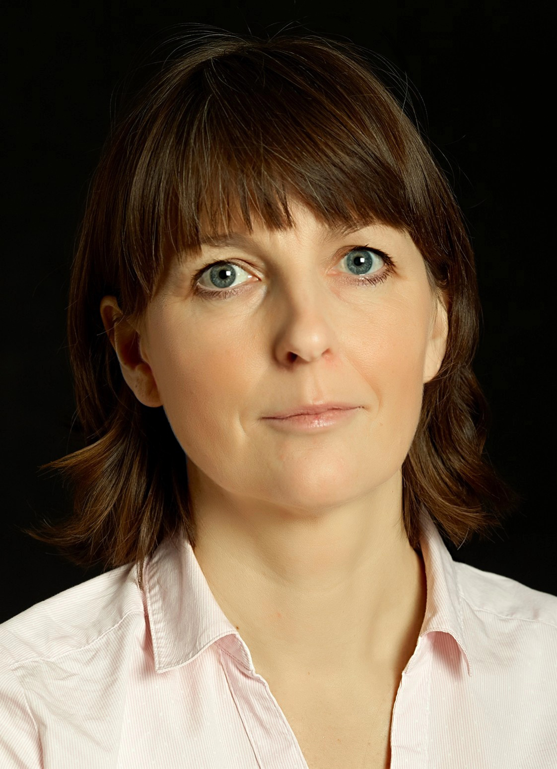 Anja Roth Niemi 2019.jpg Kvinne, portrettbilde.