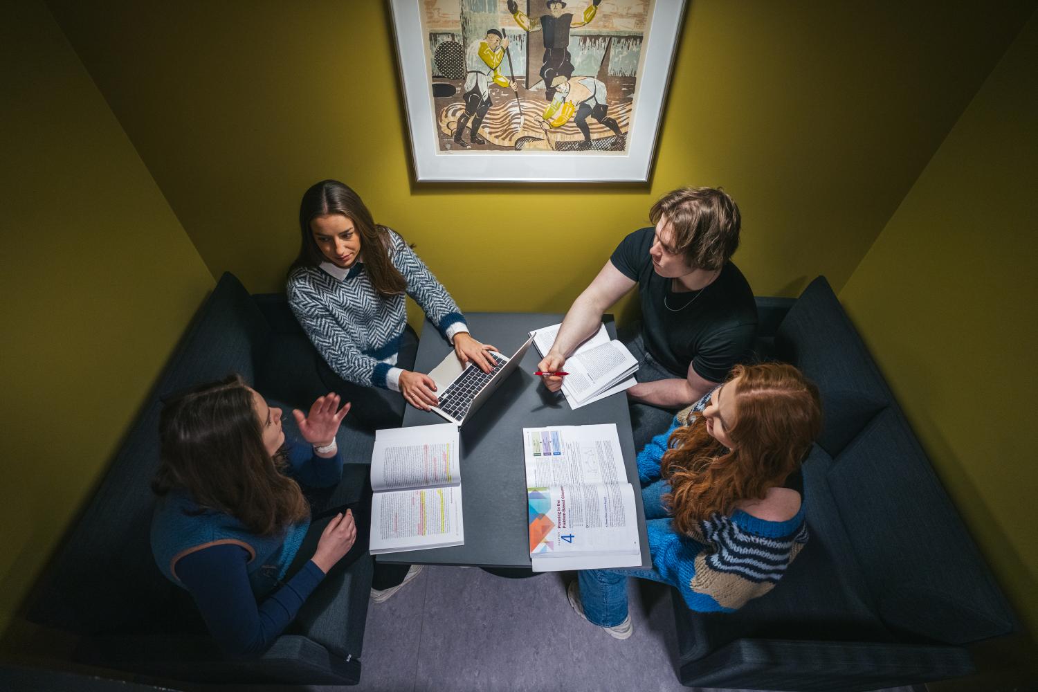 Illustrasjons-/bannerbilde for Hack eksamen - Bli med på kurs med Samskipnaden og eksamenstjenesten