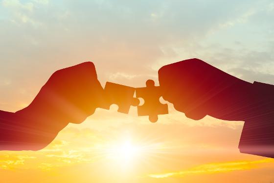 Illustrasjonsbilde for Webinar: Samarbeid mellom kommunal psykisk helsetjeneste og Barne- og ungdomspsykiatriske poliklinikk (BUP)