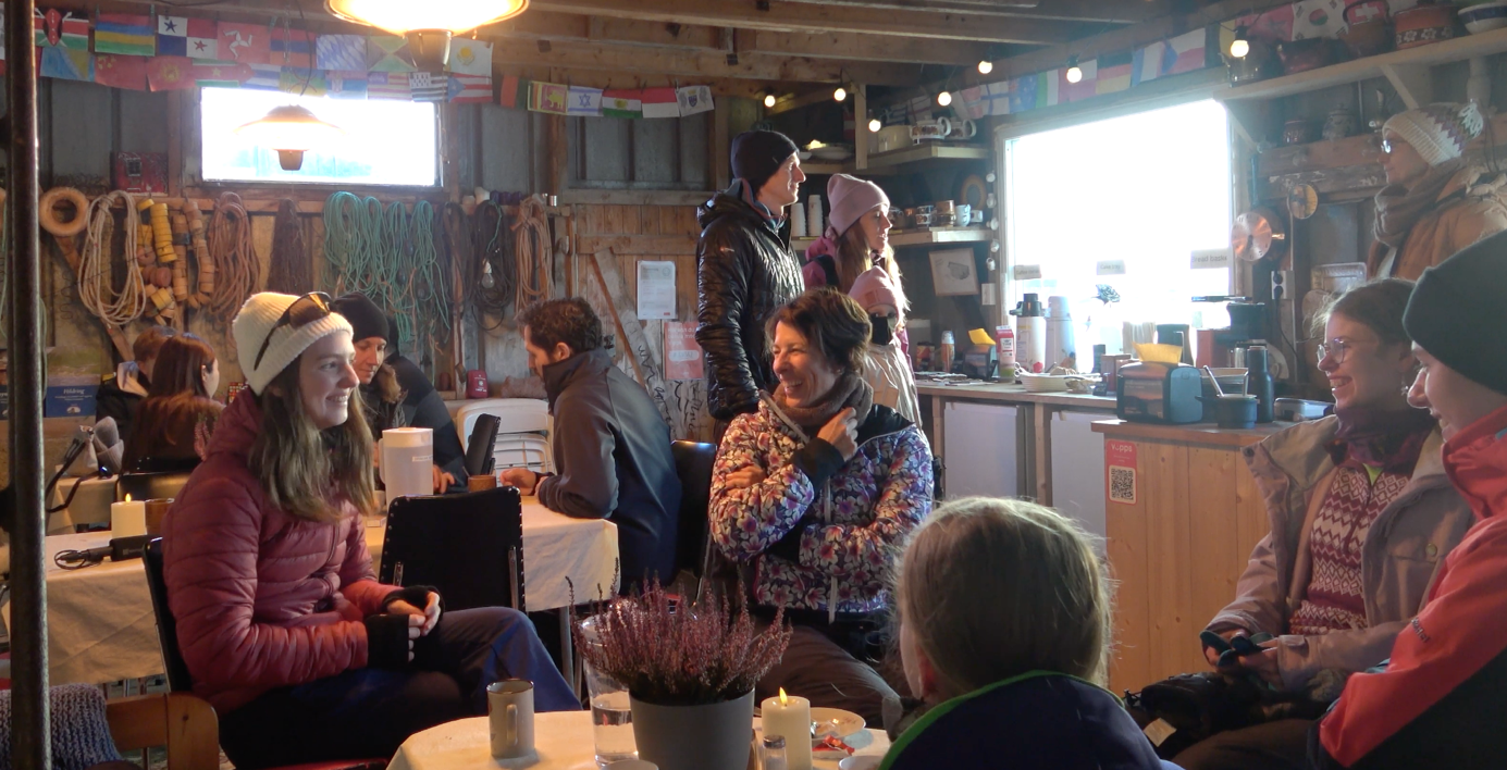 Illustrasjons-/bannerbilde for Tourism in Tromsø: Invitation to the Screening of 4 New Short Films about Tourism in Tromsø