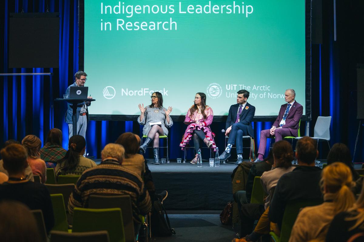 Over 60 ansatte ved UiT bidrar i faglige debatter og andre arrangementer under Arctic Frontiers 2026. Her fra fjor&aring;rets Arctic Frontiers,med bl.a. professor Kari Aga Myklebost.