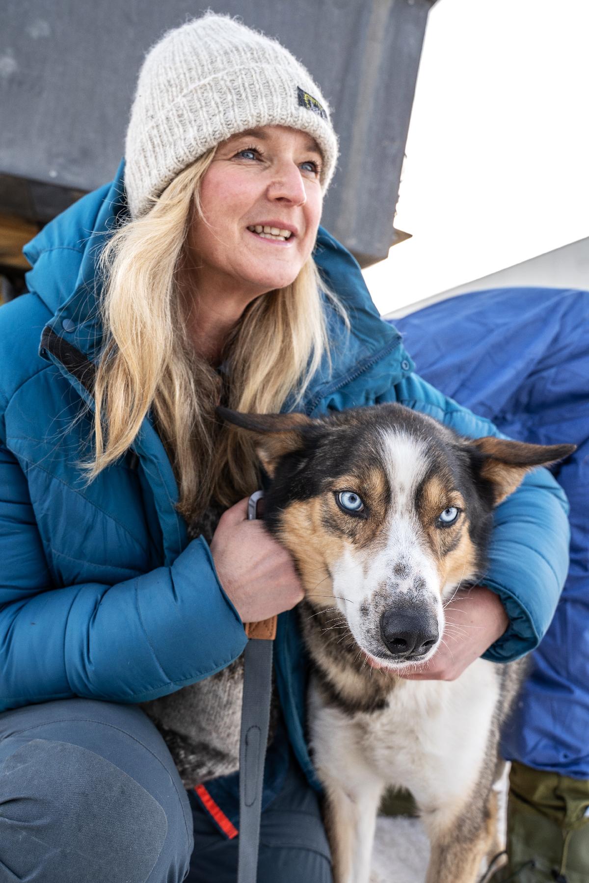 Lena Aarekol og hunden K&aring;re