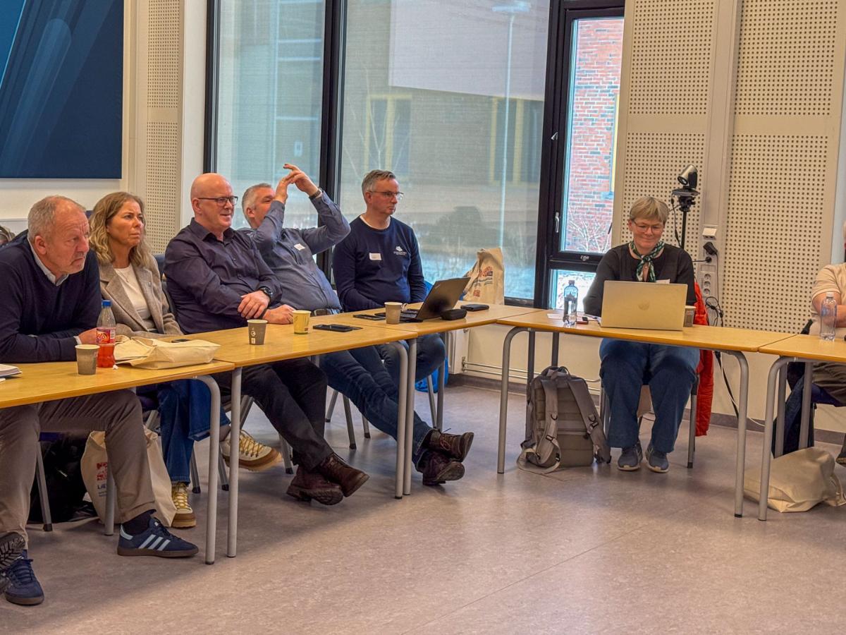 Det var stort engasjement blant kommunetoppene n&aring;r behovet for kvalifiserte l&aelig;rere og rekruttering ble diskutert. 